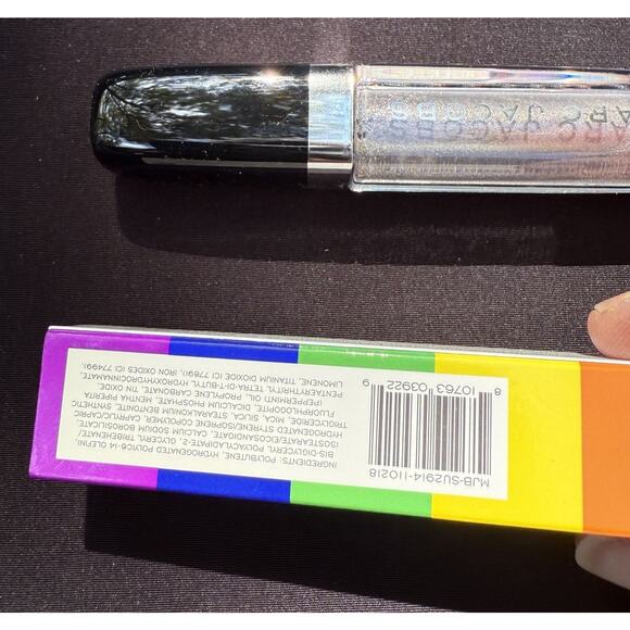 Marc Jacobs Enamored With PRIDE Gloss Lip Lacquer Shade 370 Silver Surf NEW - Picture 7 of 10